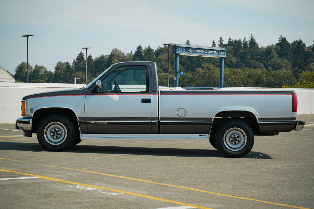 1992 GMC Sierra 1st Gen - Image 7 of 31