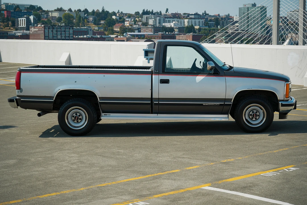 1992 GMC Sierra 1st Gen - Image 18 of 31