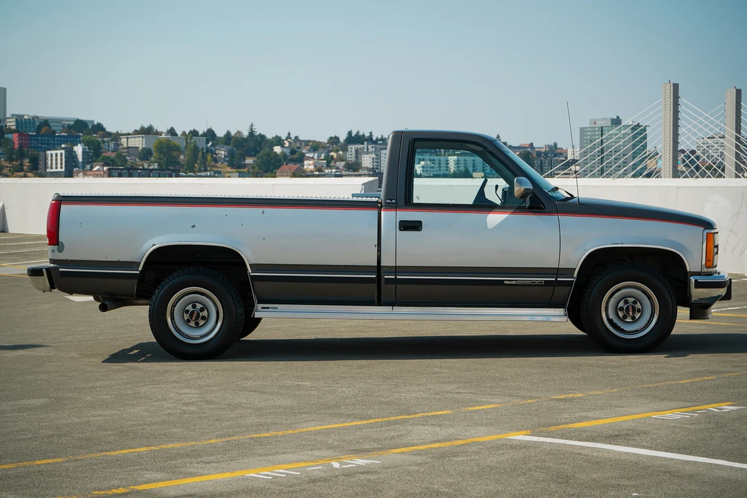 1992 GMC Sierra 1st Gen - Image 19 of 31