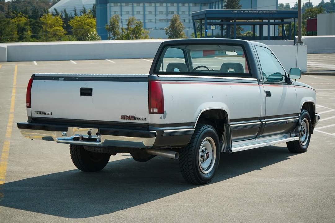1992 GMC Sierra 1st Gen - Image 12 of 31