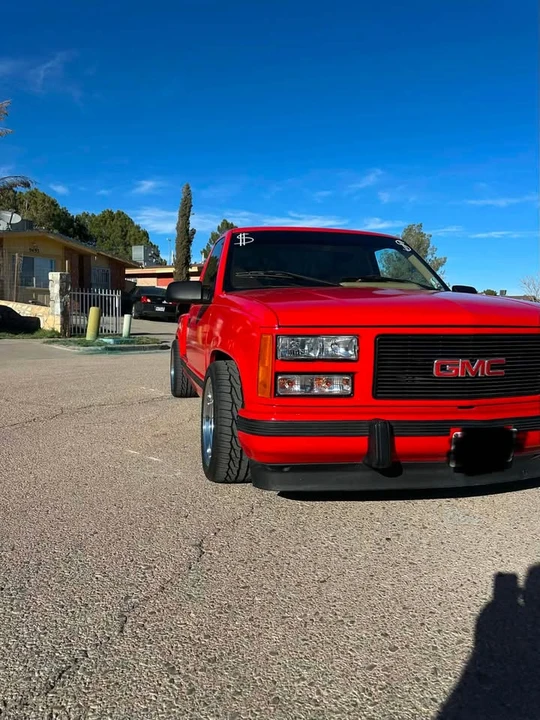 1992 GMC Sierra 1st Gen - Image 2 of 7