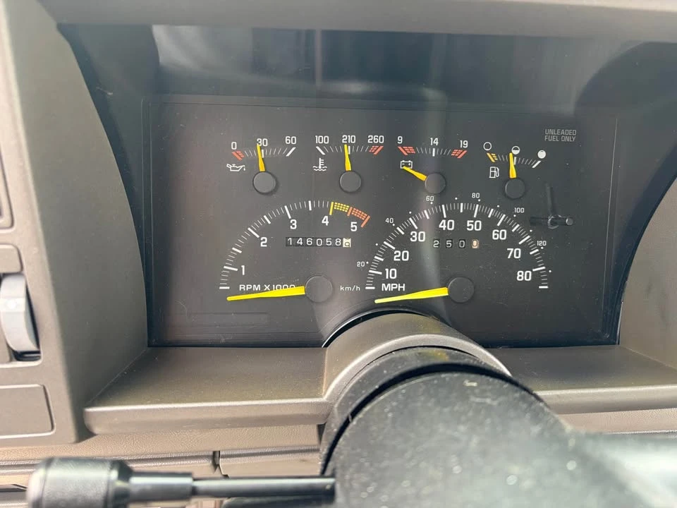 1992 GMC Sierra 1st Gen - Image 9 of 14