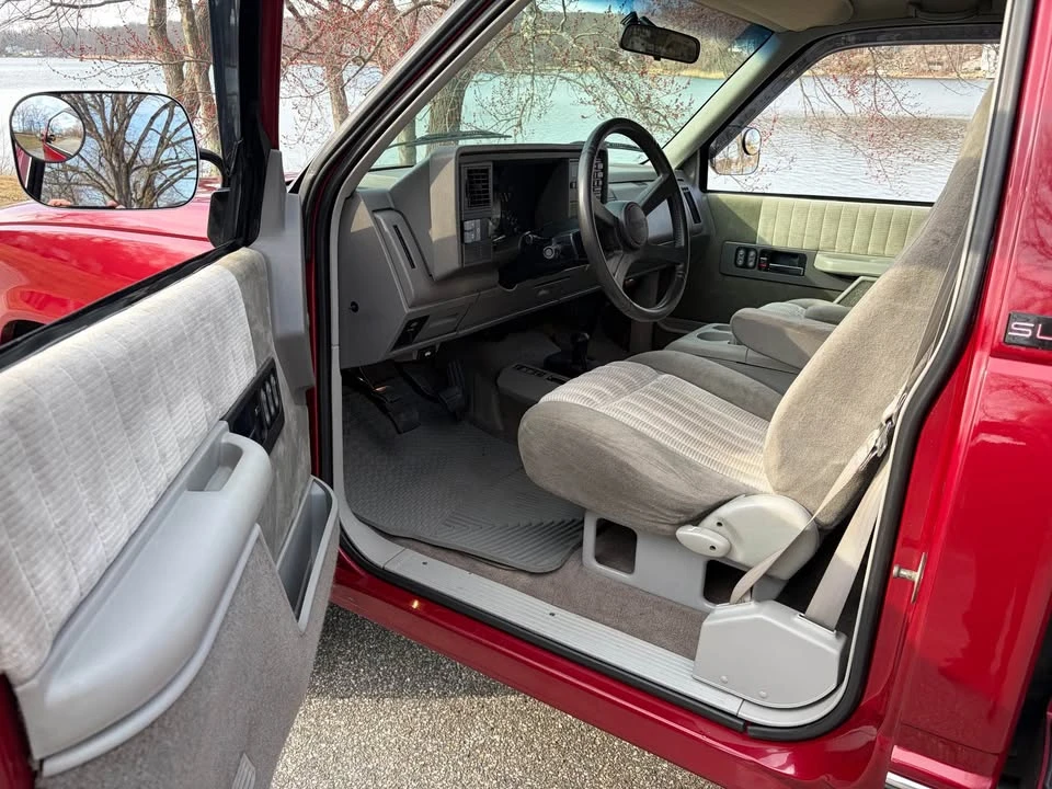 1992 GMC Sierra 1st Gen - Image 5 of 14