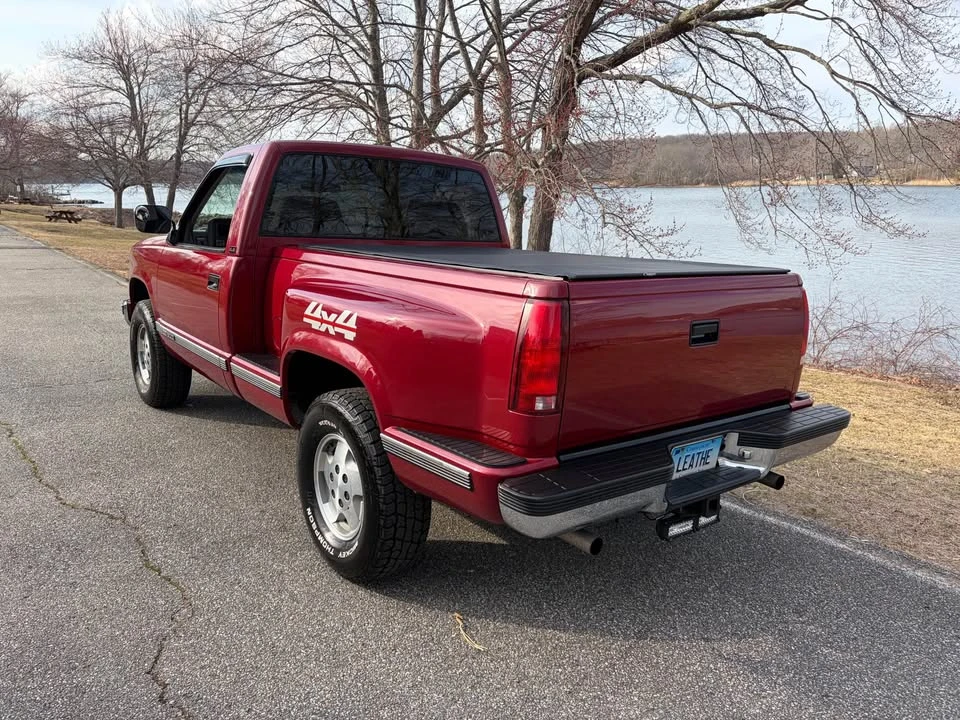 1992 GMC Sierra 1st Gen - Image 2 of 14