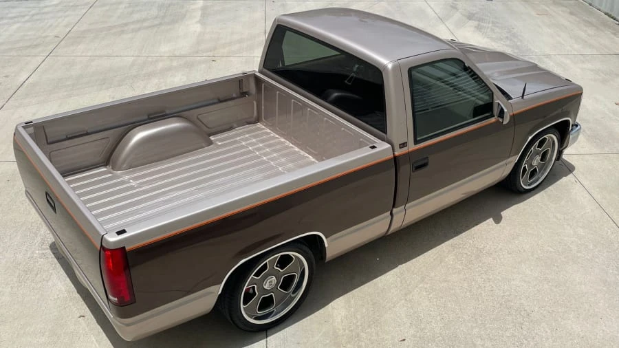 1992 GMC Sierra 1st Gen - Image 8 of 18