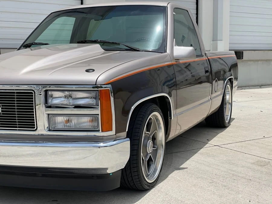 1992 GMC Sierra 1st Gen - Image 4 of 18