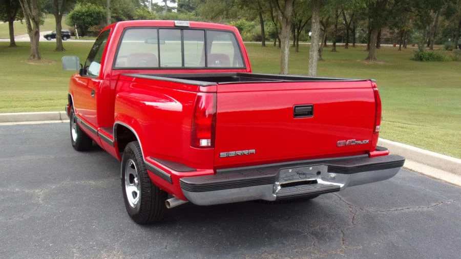 1992 GMC Sierra 1st Gen - Image 13 of 18