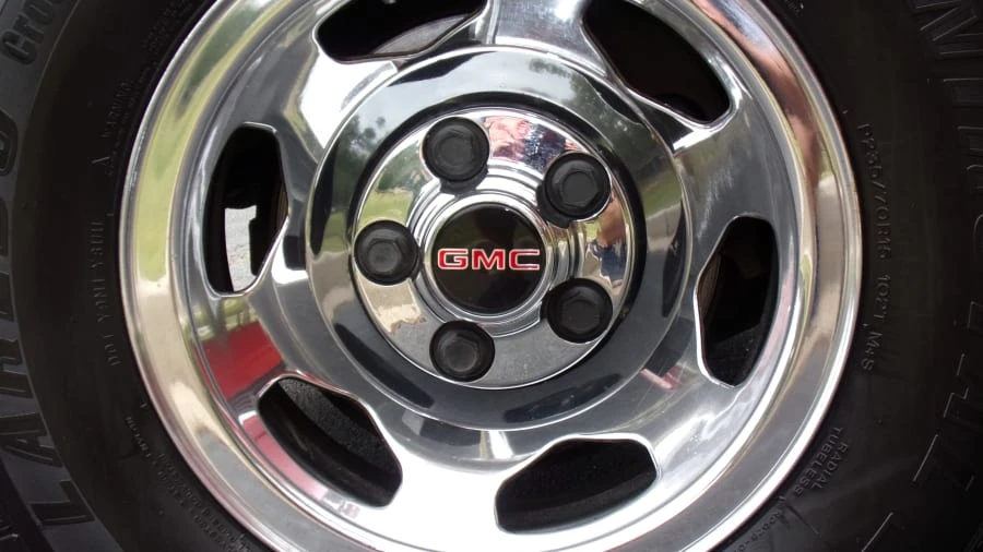 1992 GMC Sierra 1st Gen - Image 17 of 18