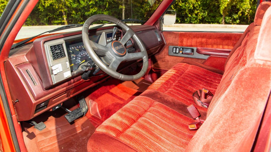 1992 GMC Sierra 1st Gen - Image 4 of 12