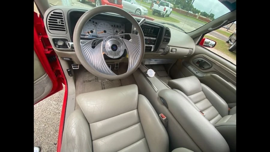 1992 GMC Sierra 1st Gen - Image 2 of 6