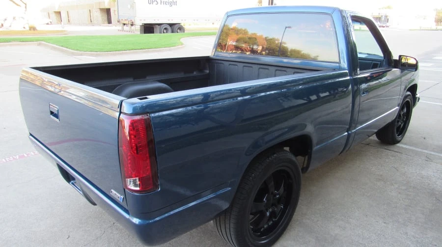 1992 GMC Sierra 1st Gen - Image 11 of 12