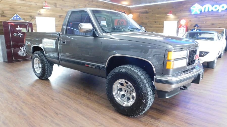 1992 GMC Sierra 1st Gen - Image 13 of 13