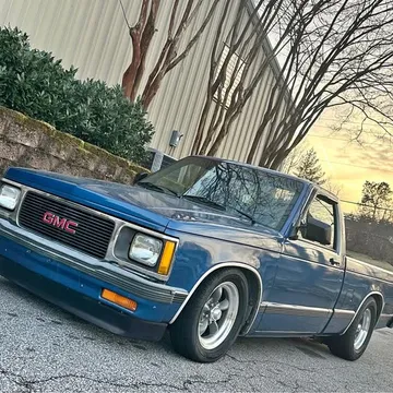 1992 GMC Sonoma SLS Pickup 2D 6 ft