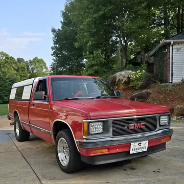1992 GMC Sonoma SLS Pickup 2D 7 1/3 ft
