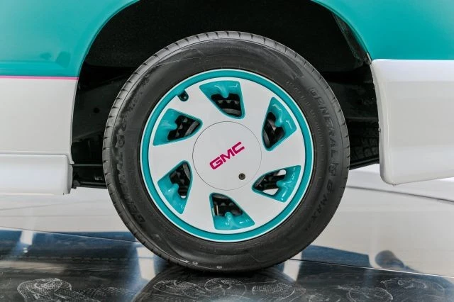 1992 GMC S-15/Sonoma - Image 17 of 31