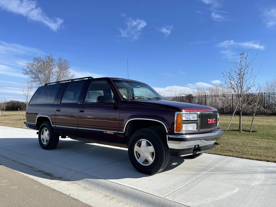 1992 Chevrolet Suburban 8th Gen - Image 10 of 31