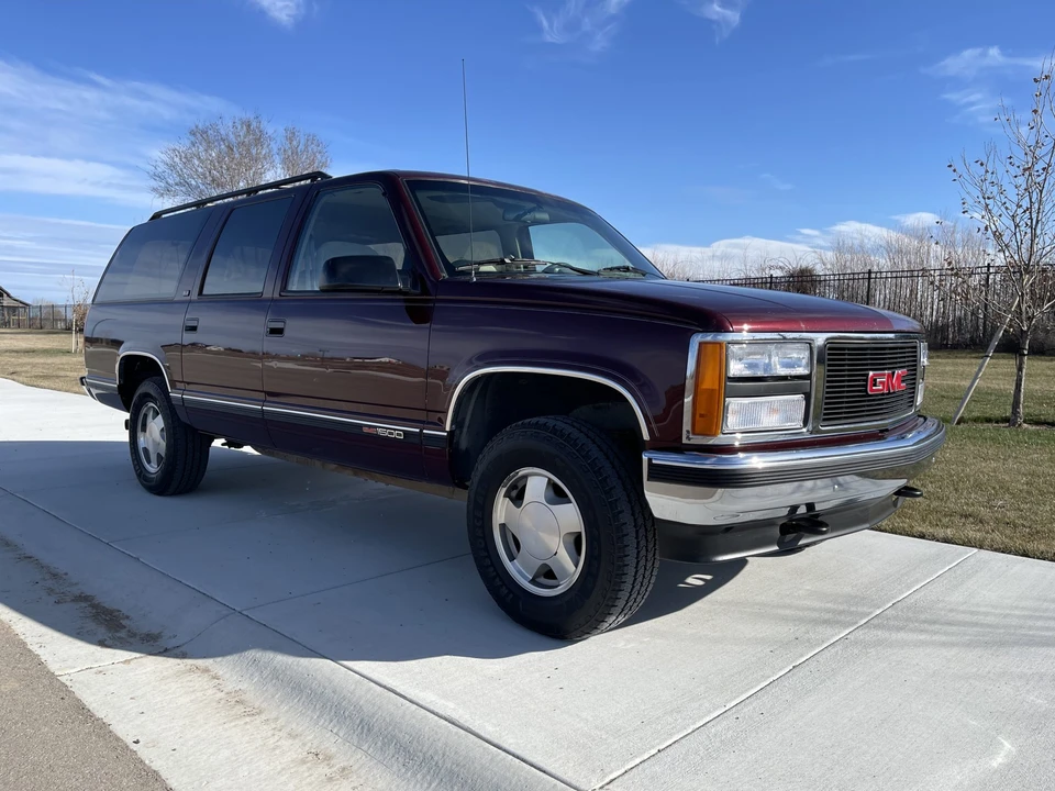 1992 Chevrolet Suburban 8th Gen - Image 12 of 31