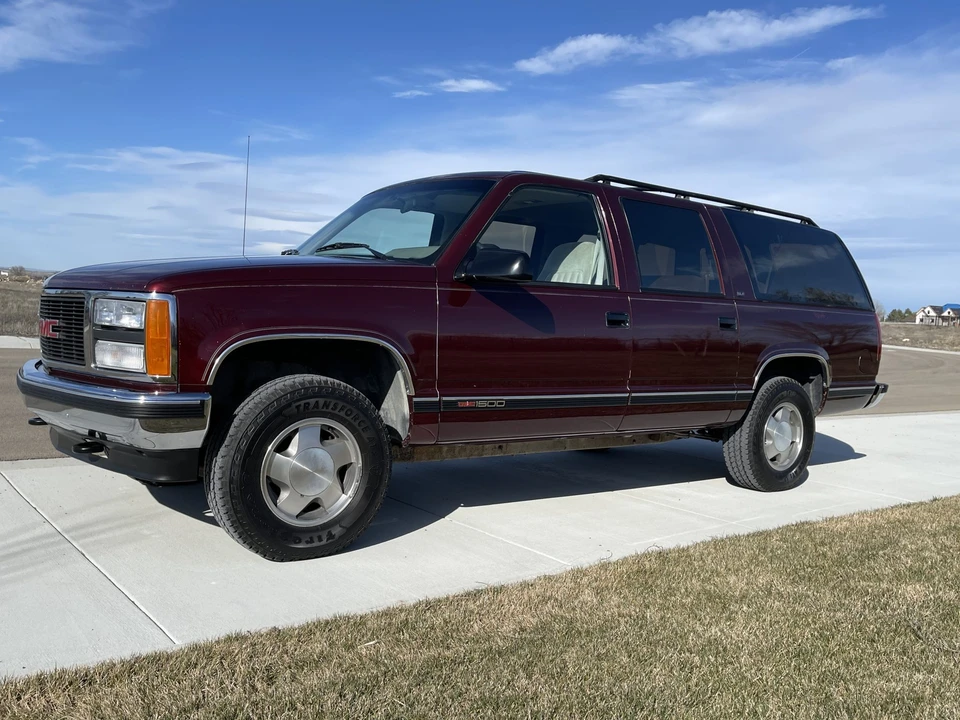 1992 Chevrolet Suburban 8th Gen - Image 3 of 31