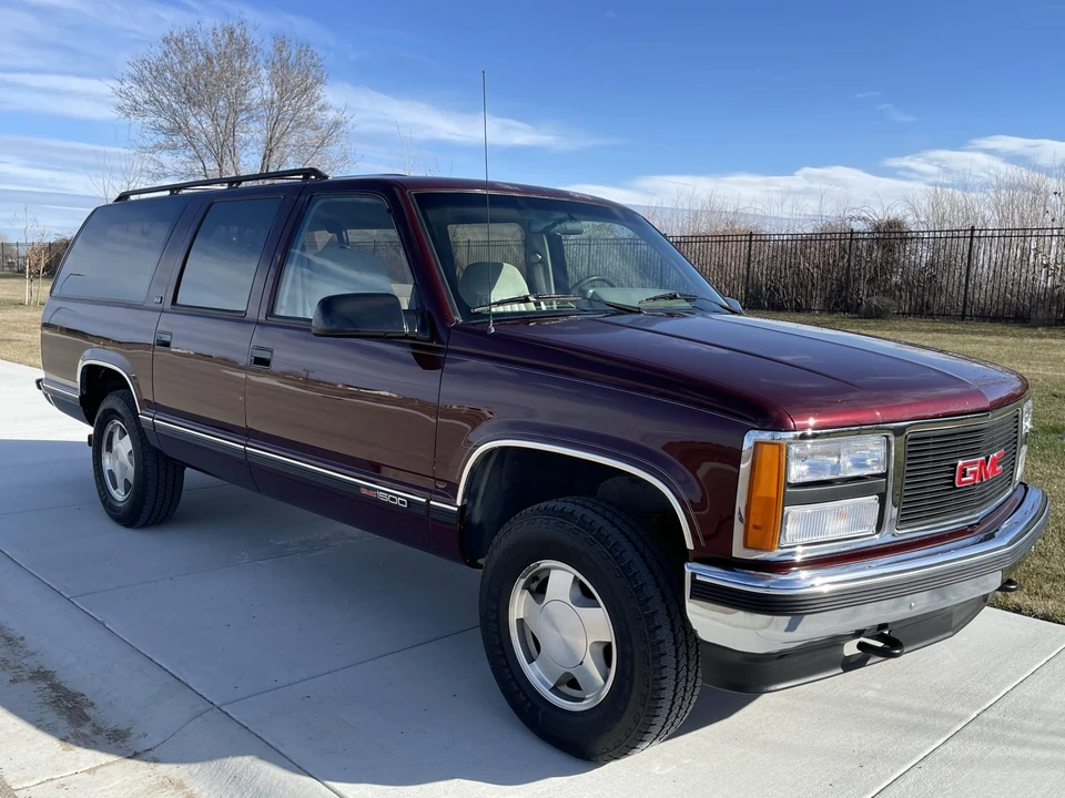 1992 Chevrolet Suburban 8th Gen - Image 8 of 31