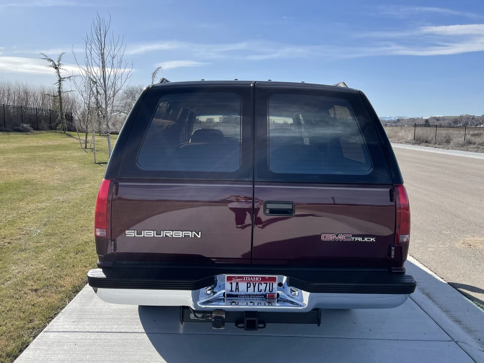 1992 Chevrolet Suburban 8th Gen - Image 17 of 31