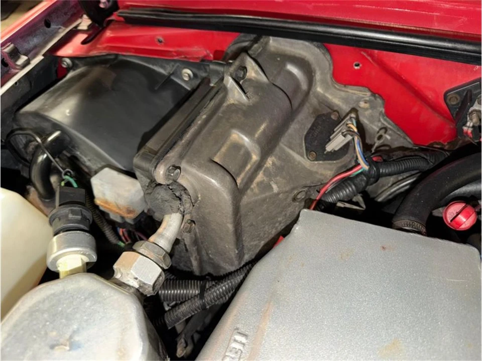 1992 GMC Syclone - Image 16 of 17
