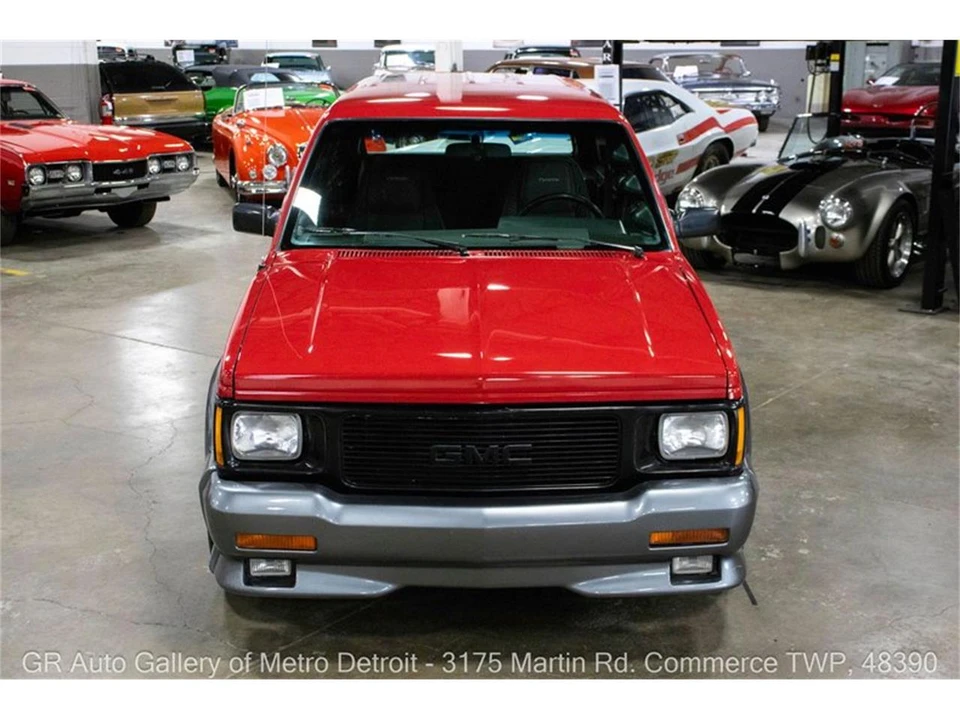 1992 GMC Syclone - Image 11 of 31