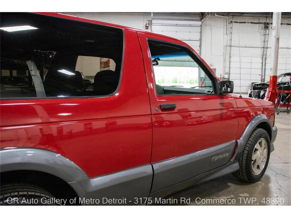1992 GMC Syclone - Image 23 of 31