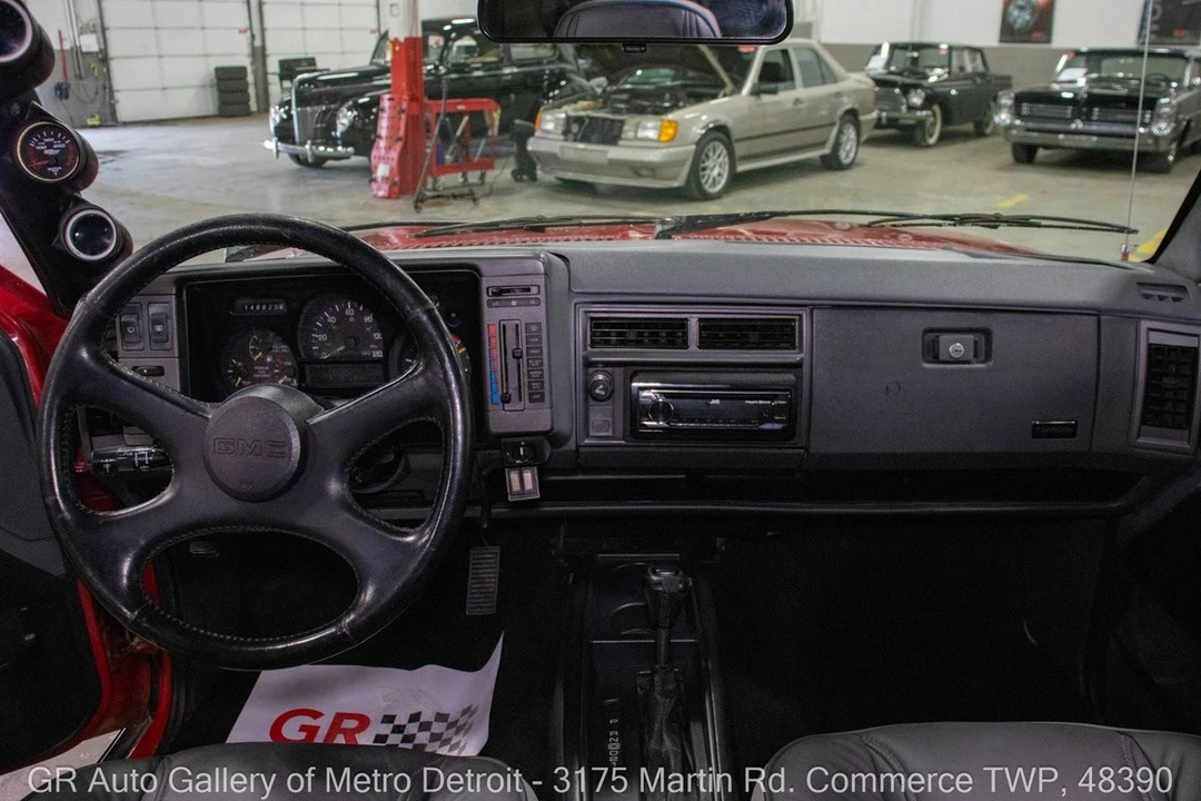 1992 GMC Syclone - Image 16 of 31