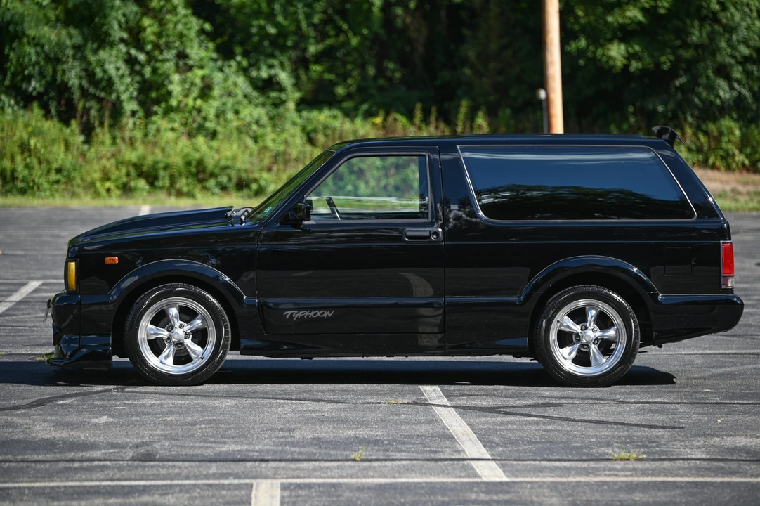 1992 GMC S-15 Jimmy 1st Gen - Image 2 of 31