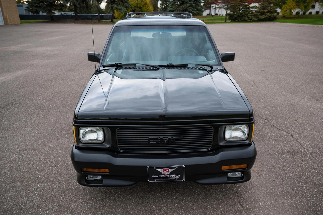 1992 GMC Syclone - Image 6 of 31