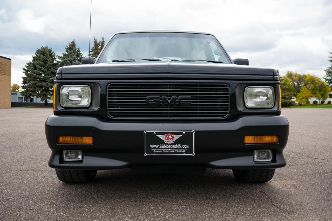 1992 GMC Syclone - Image 24 of 31
