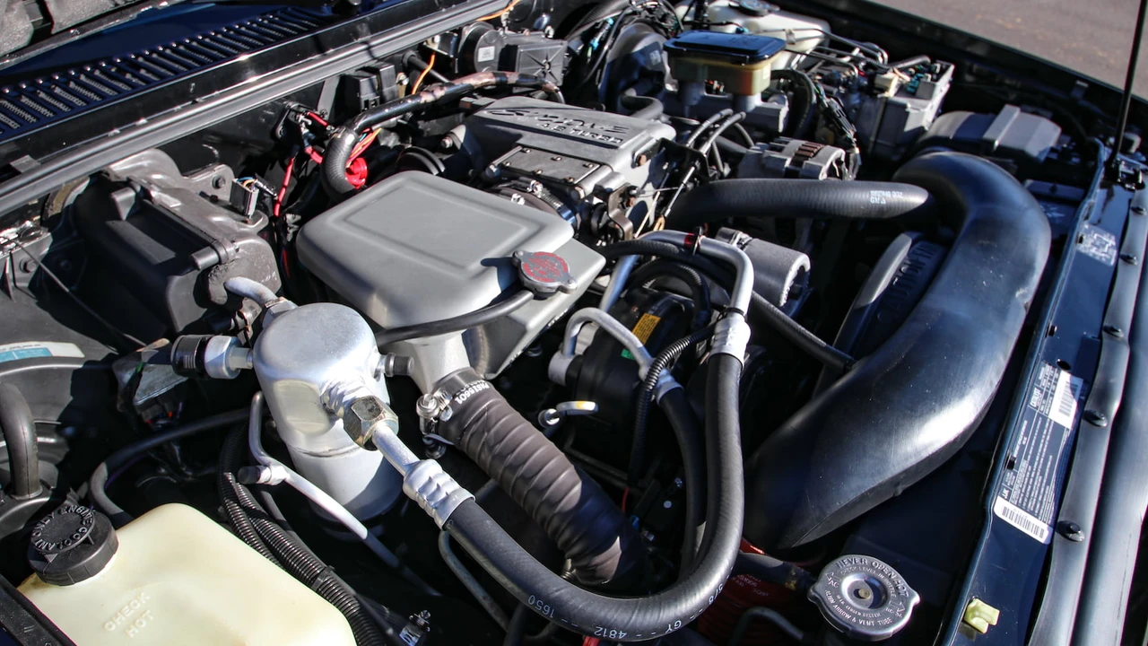 1992 GMC Syclone - Image 11 of 31