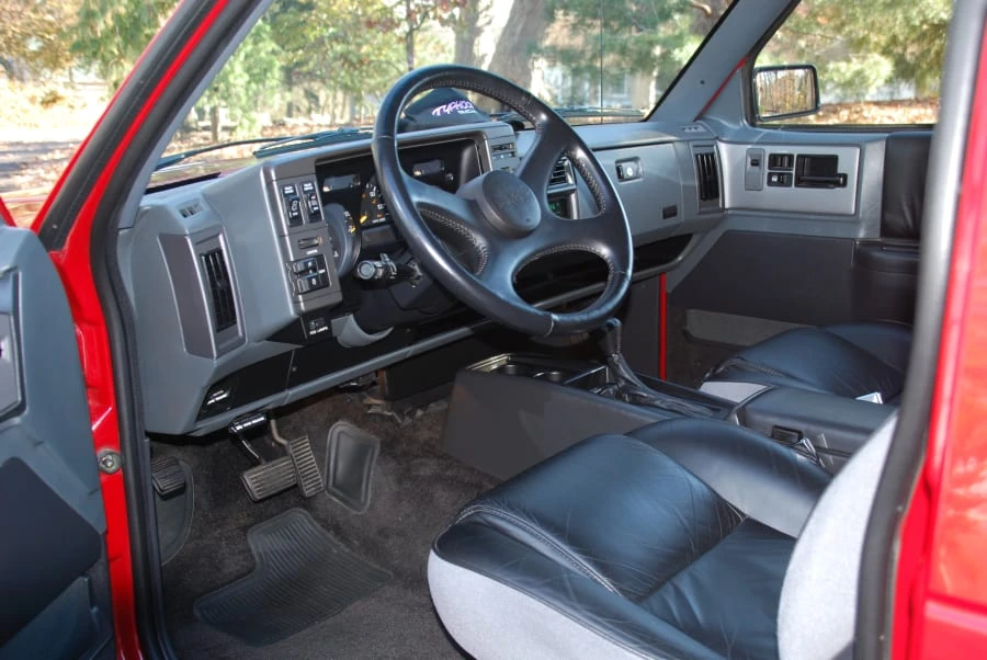 1992 GMC Syclone - Image 4 of 12