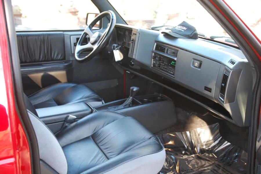 1992 GMC Syclone - Image 5 of 12