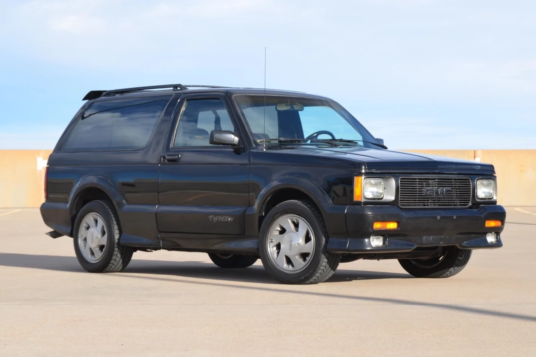 1992 GMC S-15 Jimmy 1st Gen - Image 2 of 31