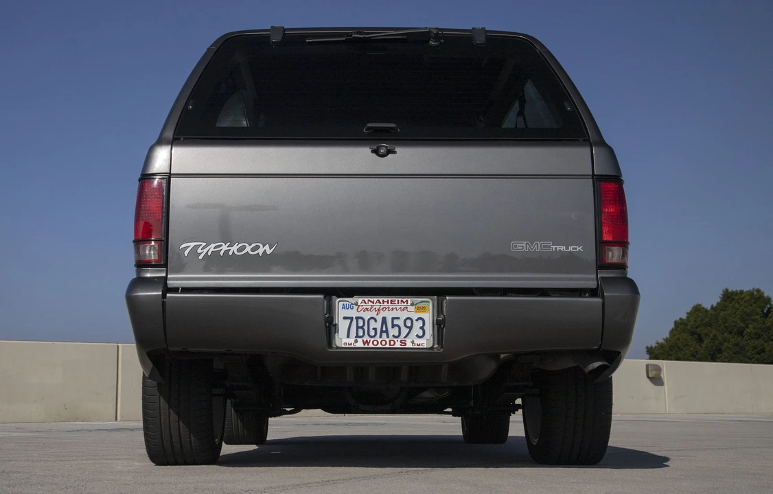 1992 GMC S-15 Jimmy 1st Gen - Image 12 of 31