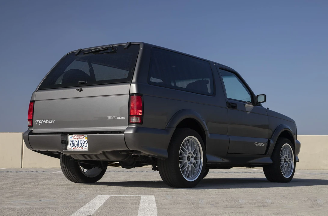 1992 GMC S-15 Jimmy 1st Gen - Image 11 of 31