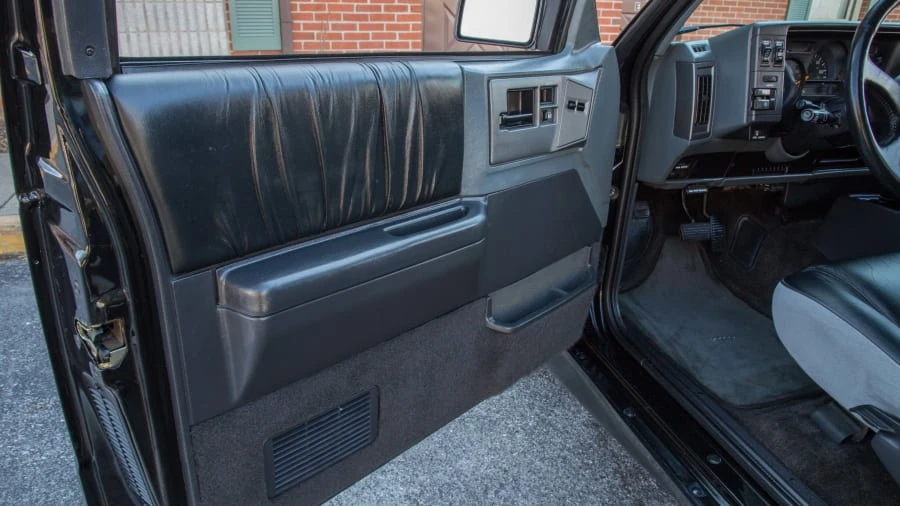 1992 GMC Syclone - Image 20 of 20