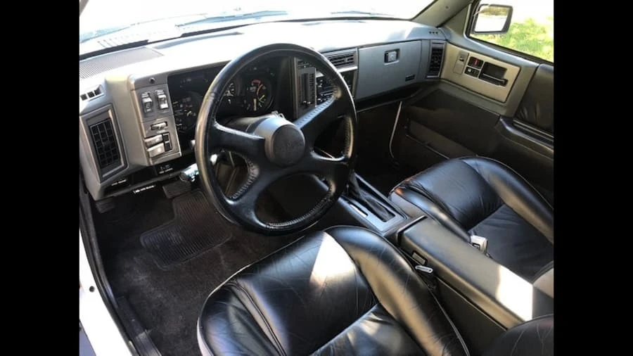 1992 GMC Syclone - Image 5 of 12