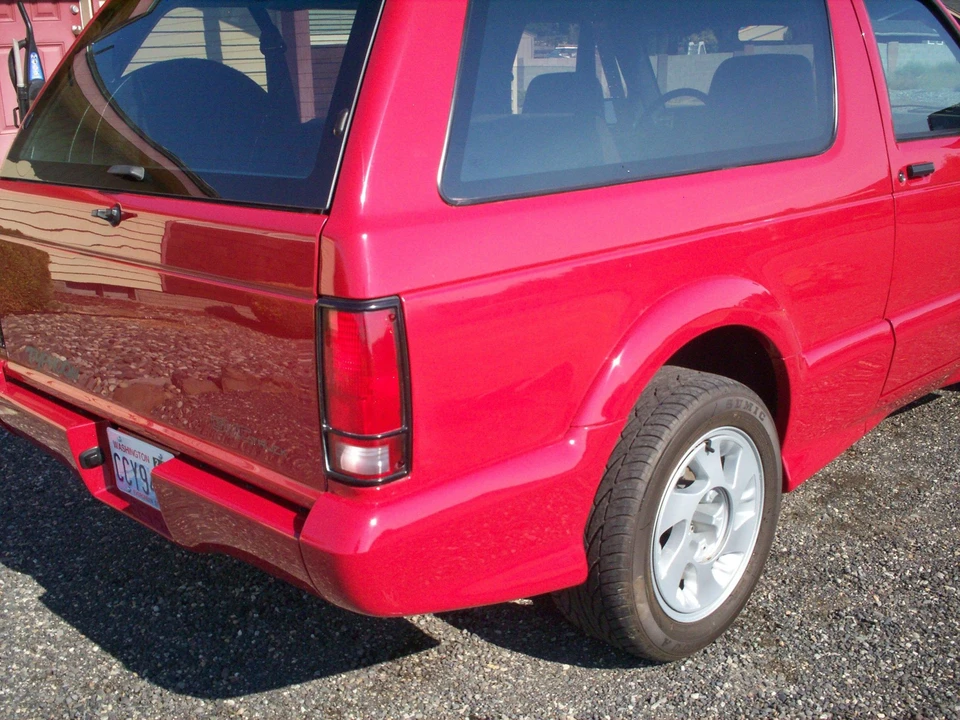 1992 GMC S-15 Jimmy 1st Gen - Image 19 of 31