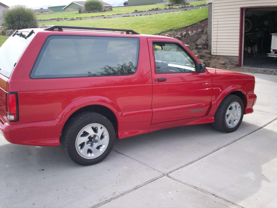 1992 GMC S-15 Jimmy 1st Gen - Image 14 of 31