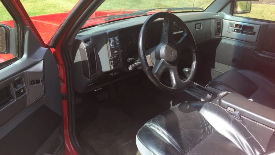 1992 GMC Syclone - Image 4 of 10