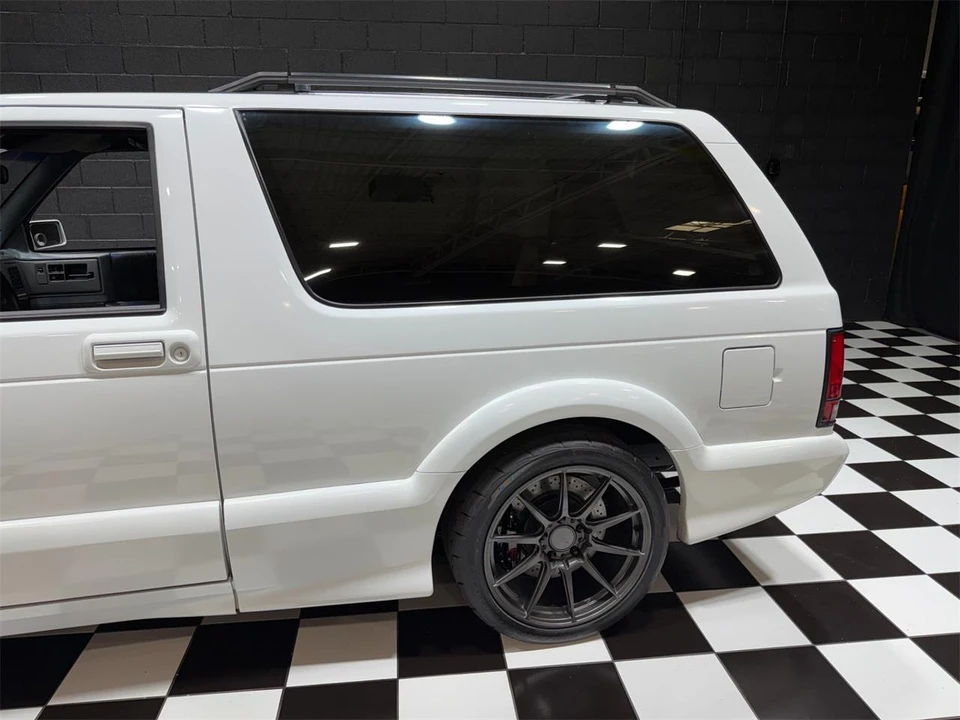 1992 GMC Syclone - Image 29 of 31