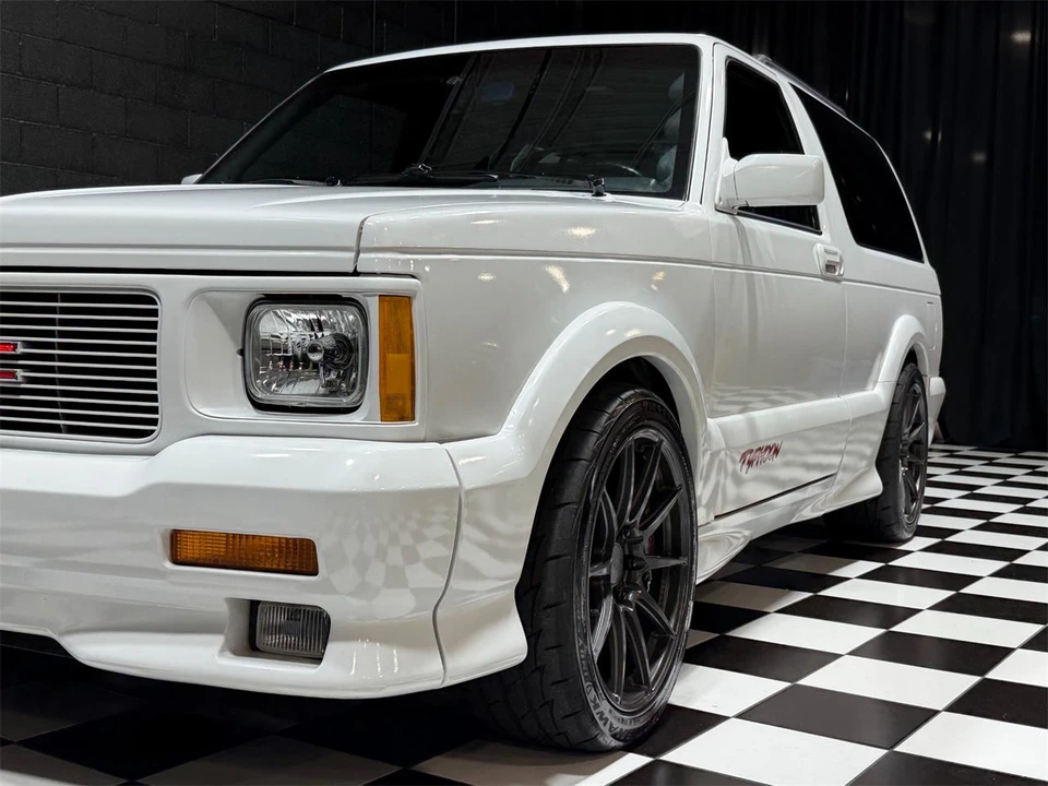 1992 GMC Syclone - Image 9 of 31