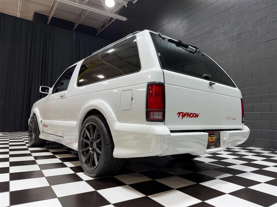 1992 GMC Syclone - Image 25 of 31