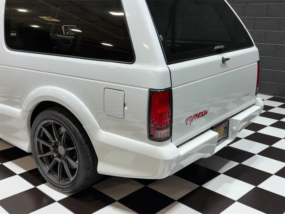 1992 GMC Syclone - Image 27 of 31