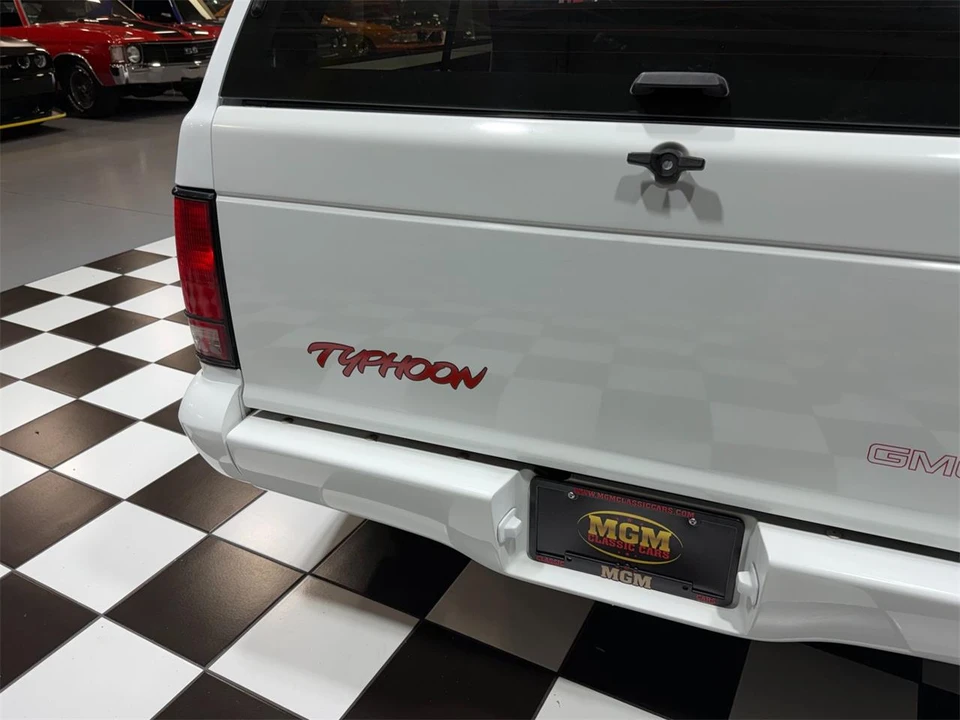 1992 GMC Syclone - Image 24 of 31