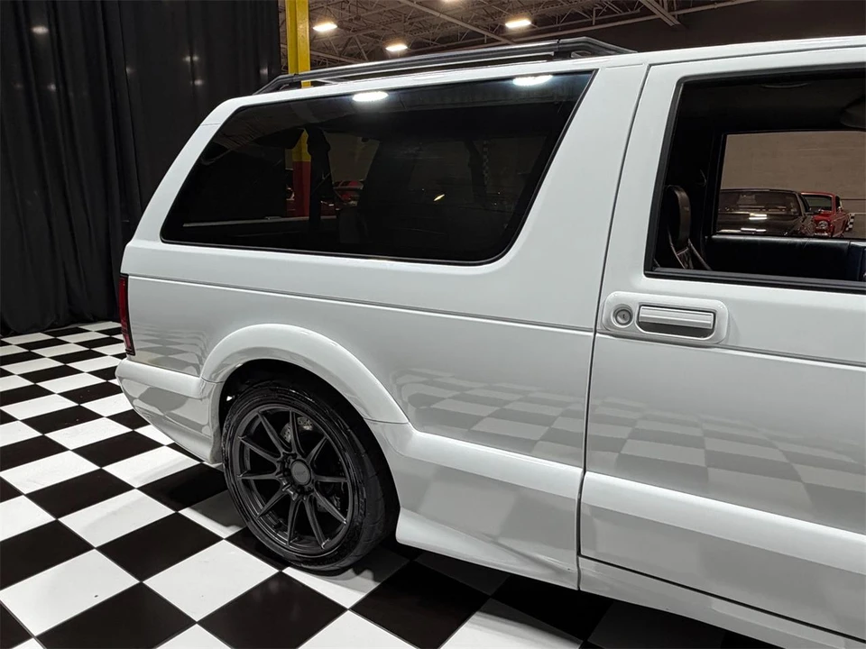 1992 GMC Syclone - Image 20 of 31