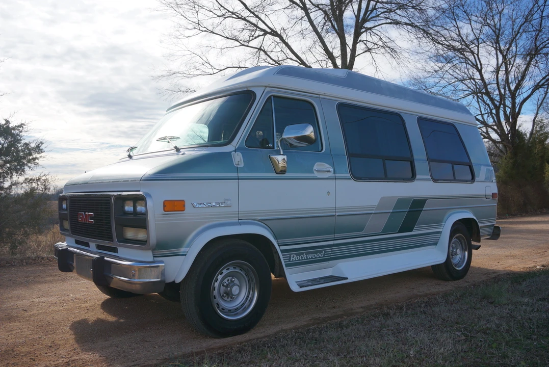 1992 GMC G-series Van - Image 3 of 31