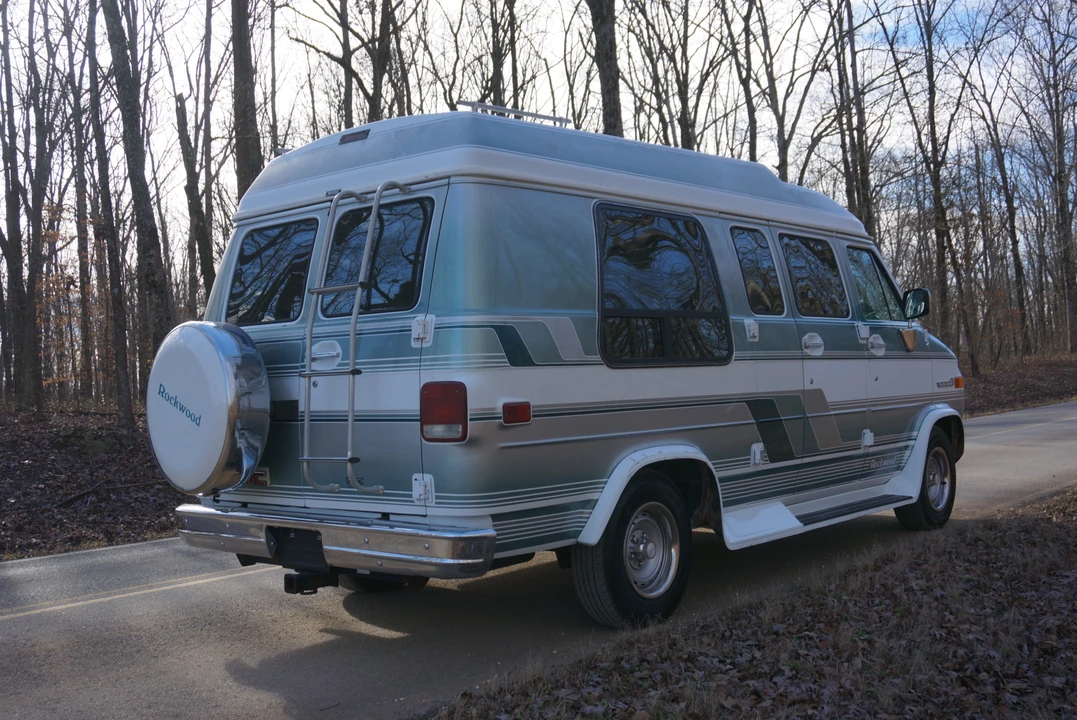 1992 GMC G-series Van - Image 13 of 31